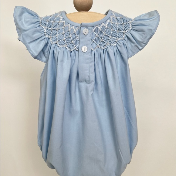 NWOT  Smocked Flutter-Sleeve Bubble Top - Light Blue - Picture 3 of 3